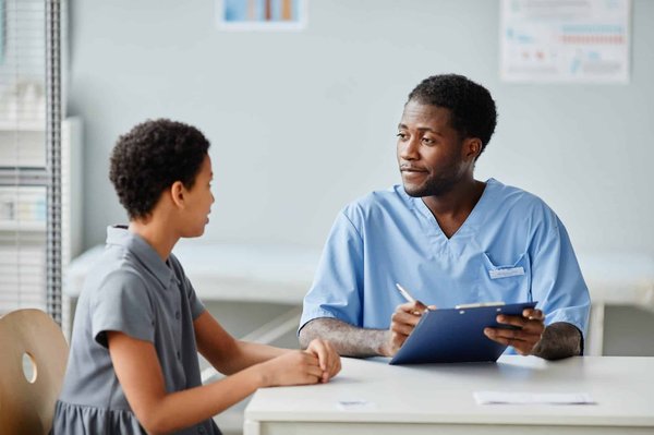 Y a-t-il des opportunités d'emploi dans le secteur de la santé à Bordeaux ?