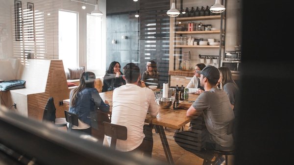 Optimisation de l'organisation du travail : 6 stratégies clés pour améliorer l'efficacité et la performance